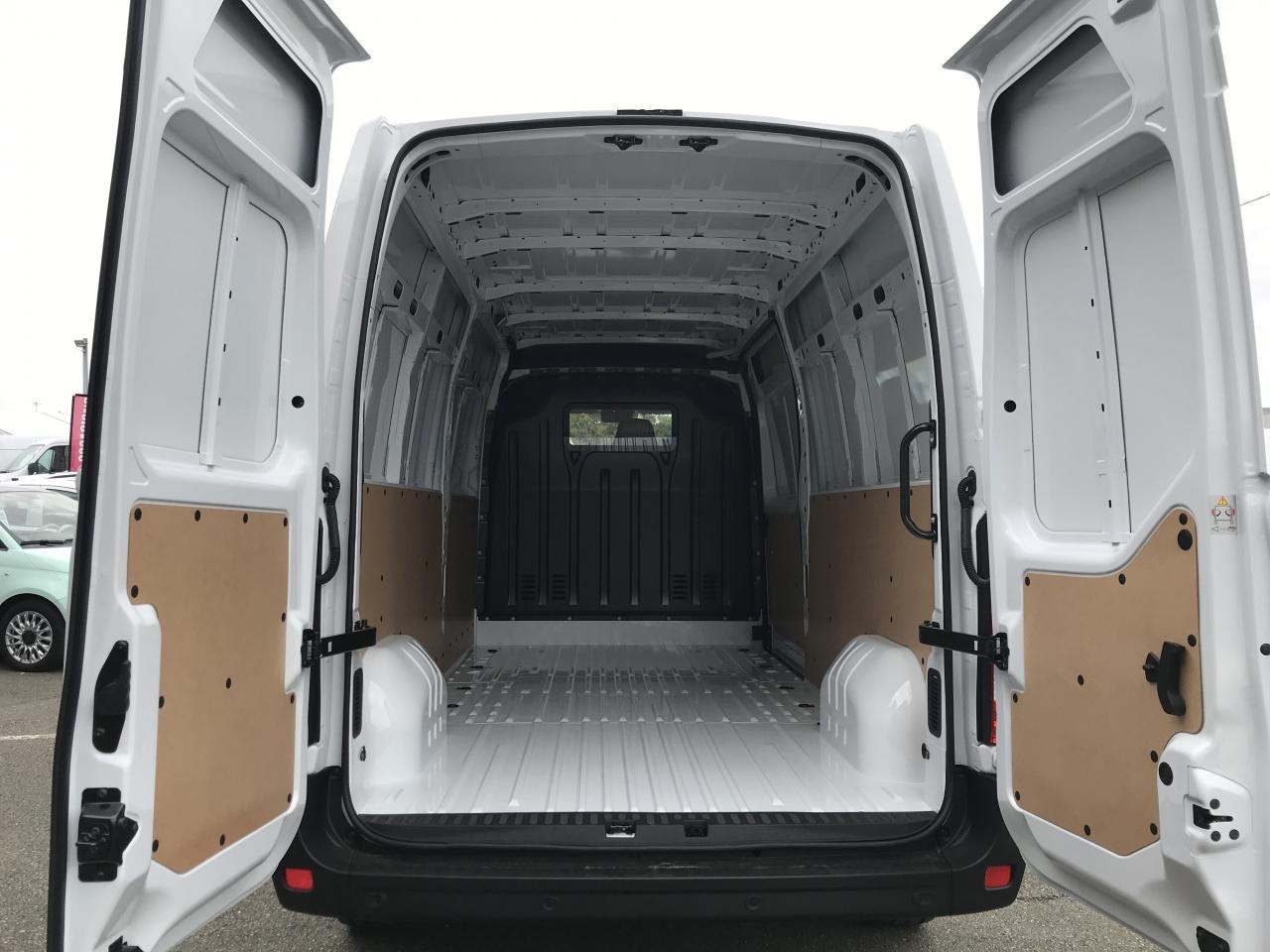 Volume de chargement du Renault Master 3 — L3H2 Confort