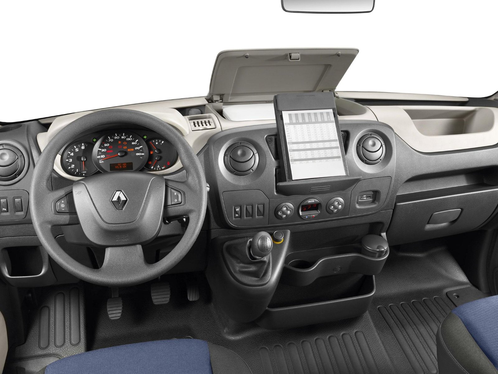 Poste de conduite du Renault Master 3 — L3H2 Grand Confort